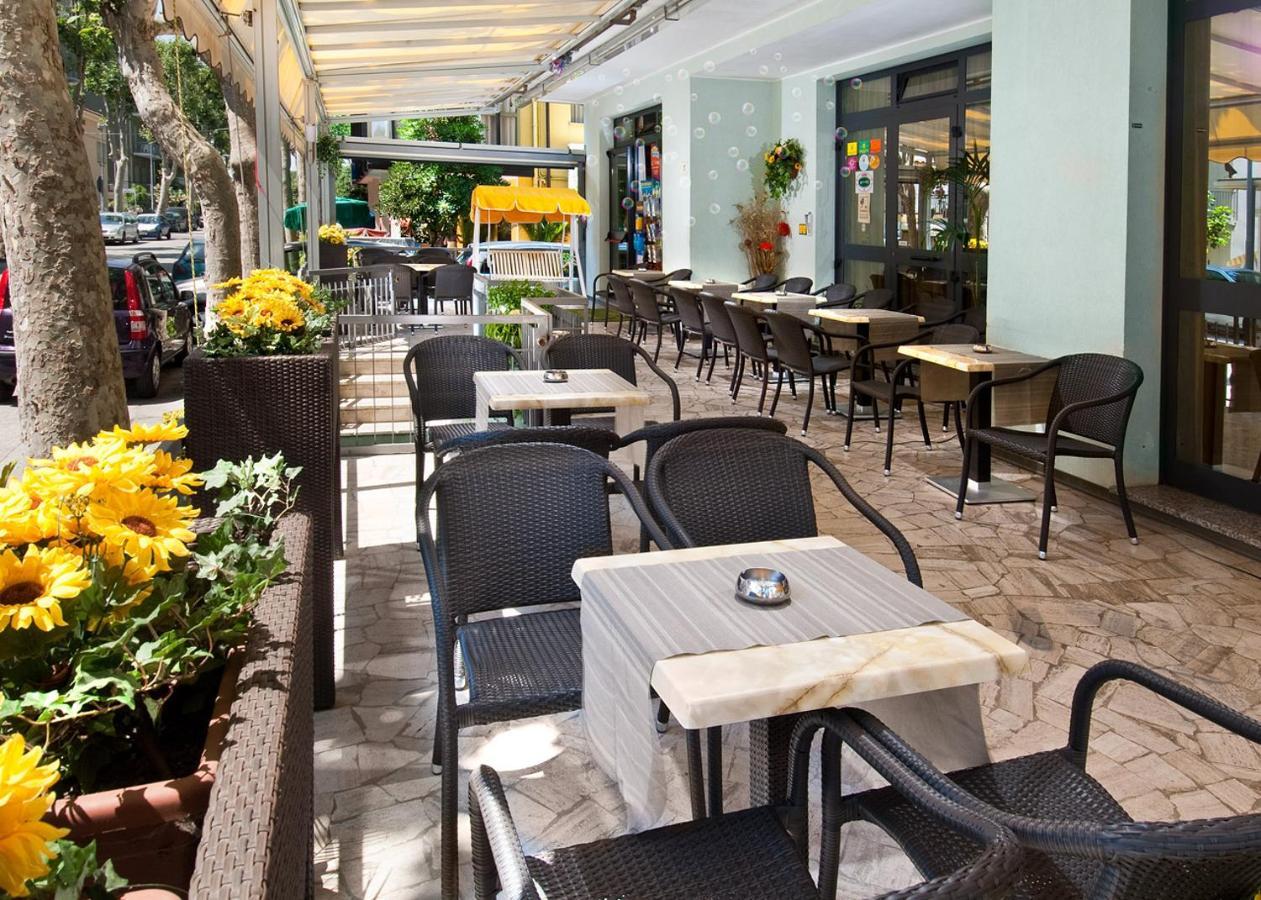Hotel Grappoli Rimini Eksteriør bilde
